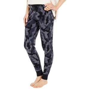 ✨NWT LIMITED EDITION Barefoot dreams cozychic camo joggers